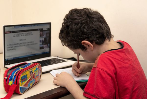 Adaptação escolar