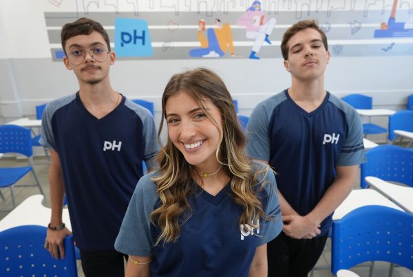 estudantes do cursinho de medicina
