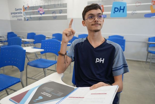 aluno perguntando sobre inteligencia emocional